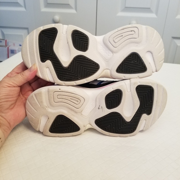 Adidas Boujirun Running Course a Pied Black /Pink Size 5 FZ0564 - Picture 3 of 8